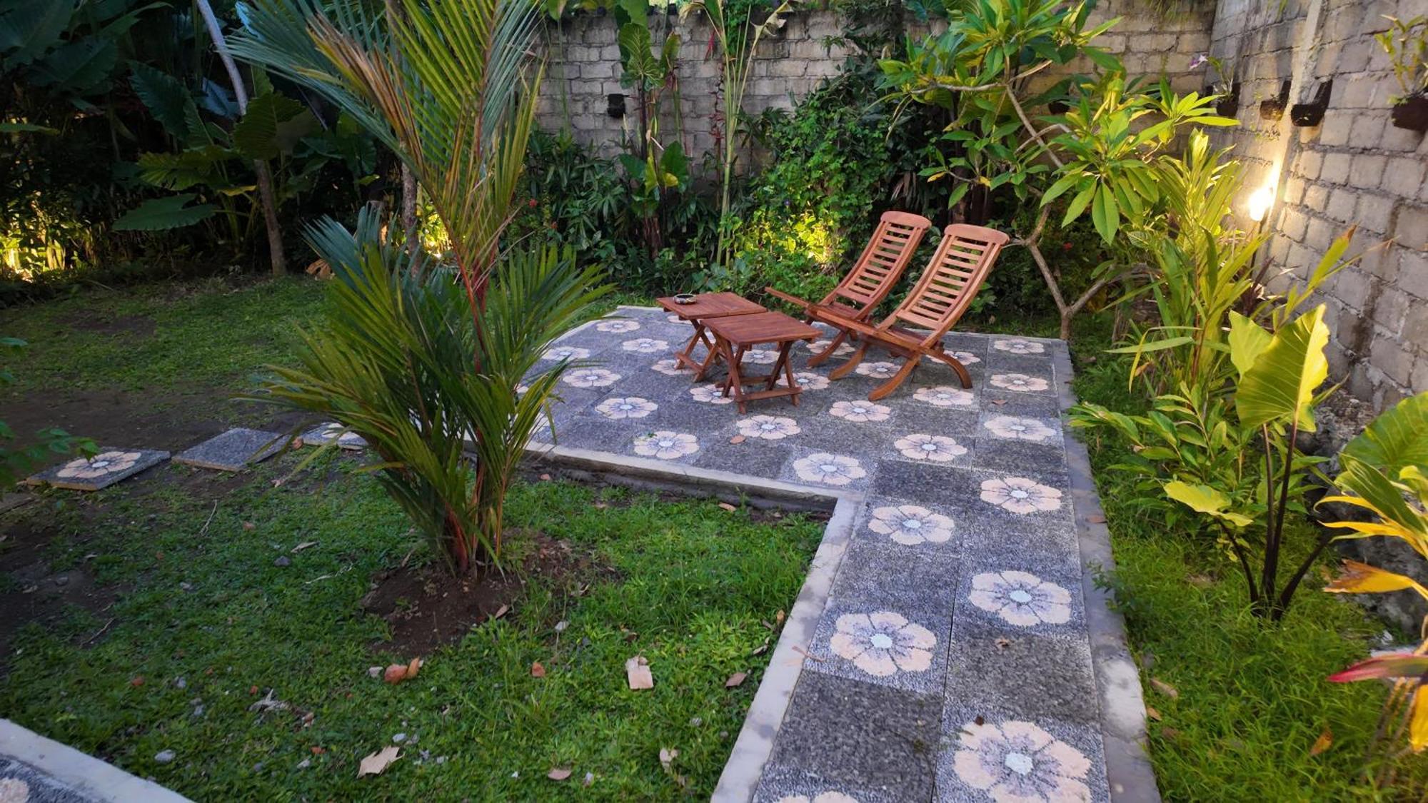 Вилла Private Joglo In Heart Of Sanur Экстерьер фото