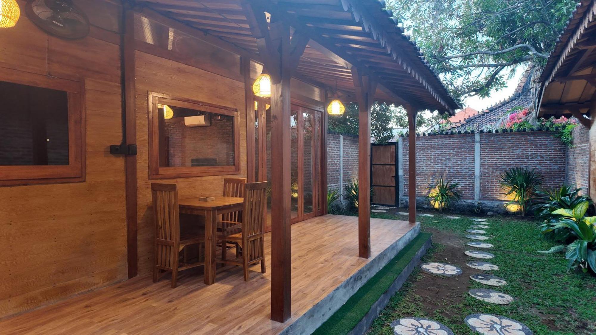 Вилла Private Joglo In Heart Of Sanur Номер фото